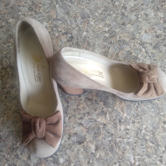 Back Street Round-Toe Bow Suede High Heel Pumps Size 7.5B (71) - Picture 3 of 11
